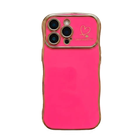 Coque Souple en TPU Galvanisé avec Bords Ondulés et Motif Cœur pour iPhone 16 Pro Max